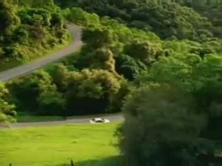 ATTENTION AUX VOITURES