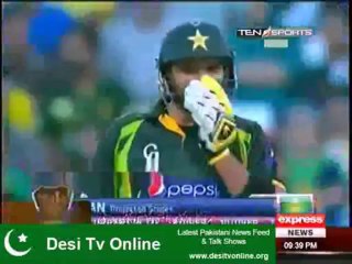 See how Umar Akmal Motivating Afridi to play safe