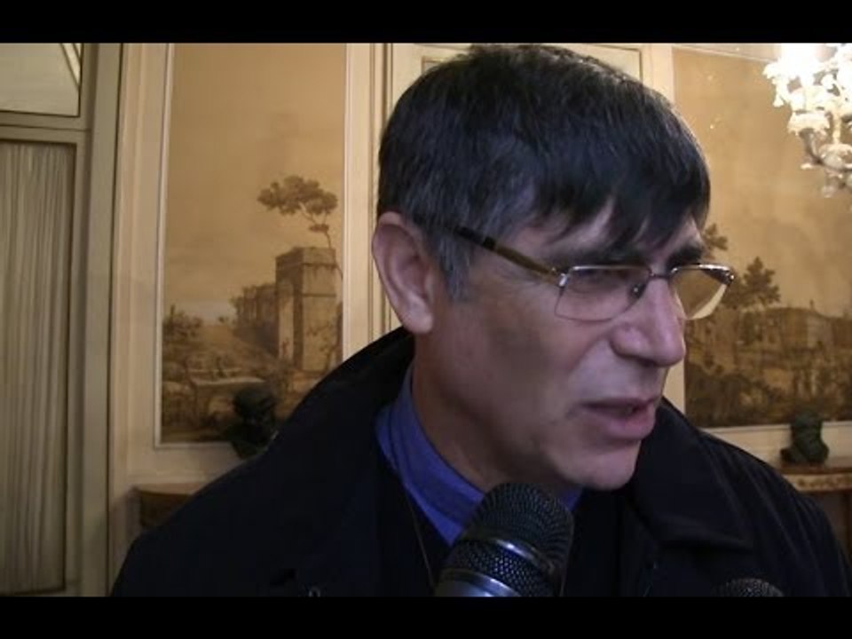Napoli - "What's ecology", Don Patriciello: "Governo affronti il dramma" (23.11.13)