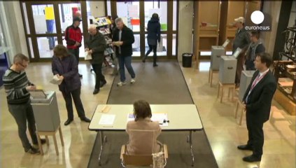 Swiss reject plans to rein in executive pay