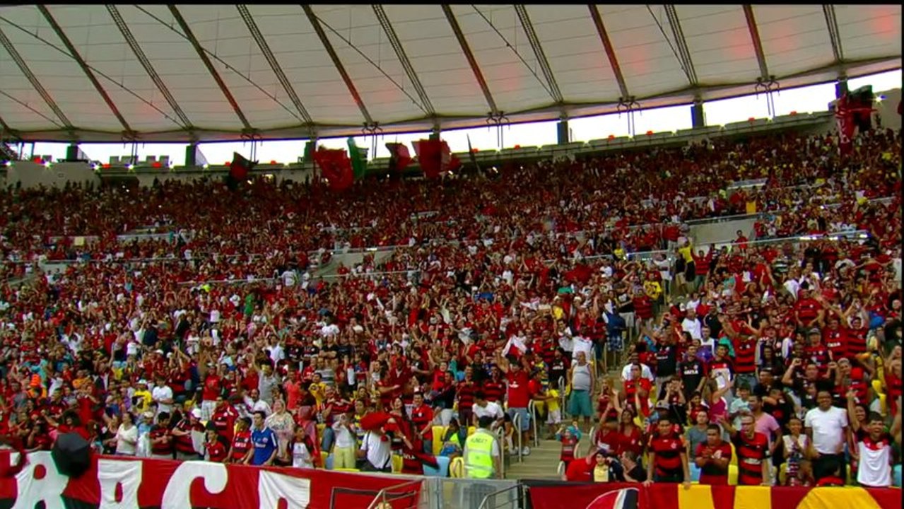 Flamengo bate o fraco e lento Corinthians