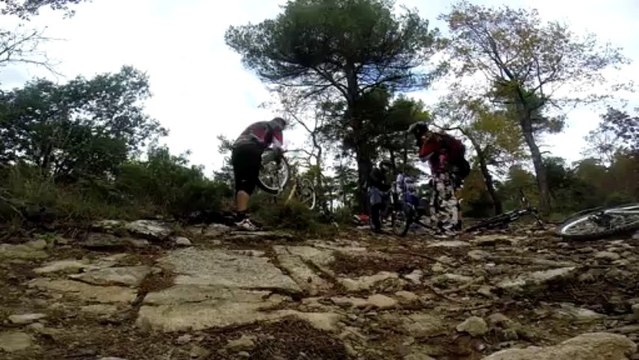vtt var endurocbaron vtt et spadmen vtt autour de mazaugues