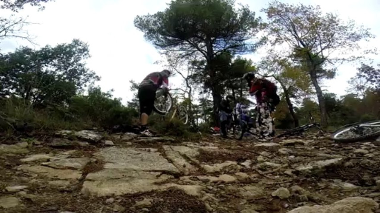 vtt var endurocbaron vtt et spadmen vtt autour de mazaugues