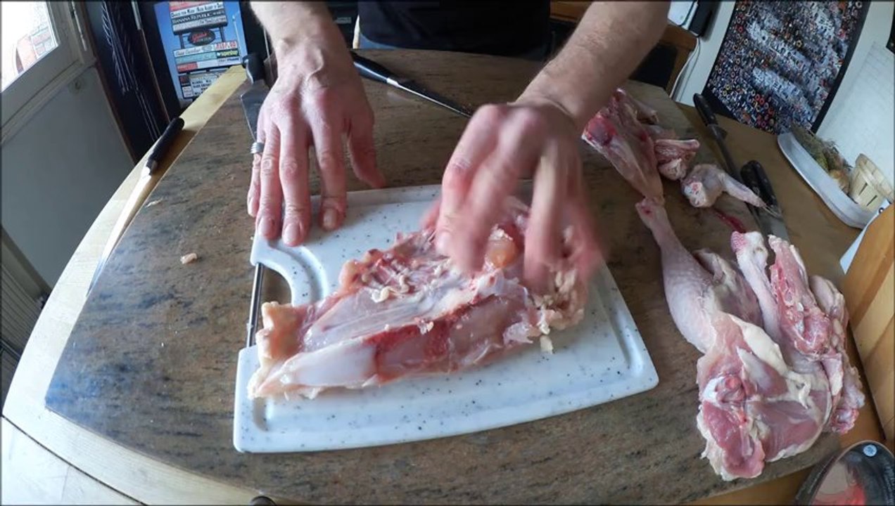 Découpe du poulet en 8 morceaux