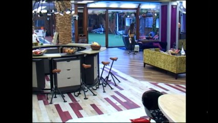 Clip - FlashPlayerPlugin_11_9_900_117 2013-11-25 11-21-20-70-Segment1(00_00_00-00_04_12)