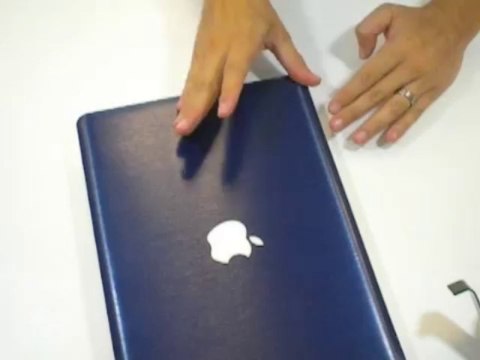 Get stylish Macbook Pro Skins