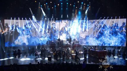 AMAs 2013: Performance Drink You Away