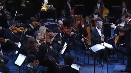 Eleni Karaindrou    -   Sonsuzluk ve Bir Gün,  ( Atina Konser Salonu'nda )