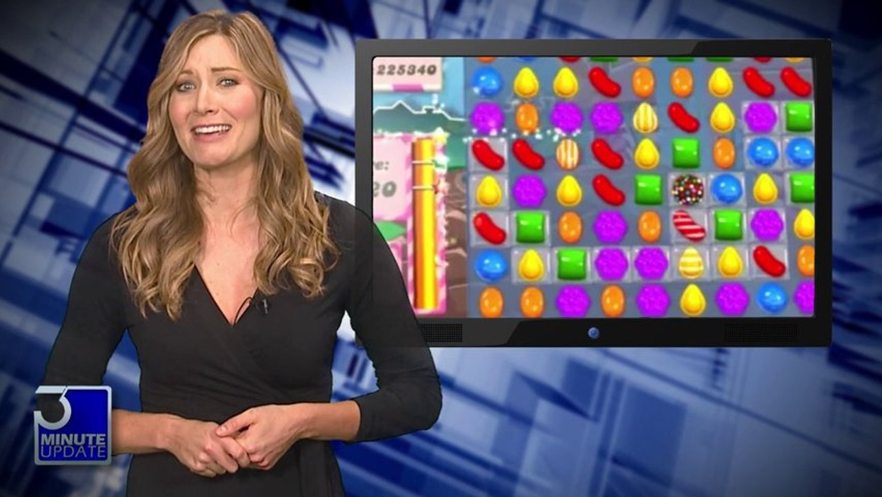 Clerk Plays Candy Crush During Robbery!
