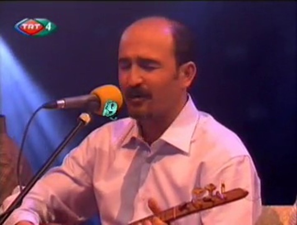 Âdem ASLANDOĞAN-Gönül bir sevdaya düşmüş adına muhabbet derler