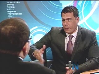 Politólogo: Los políticos deben volver a las "campañas de tierra"