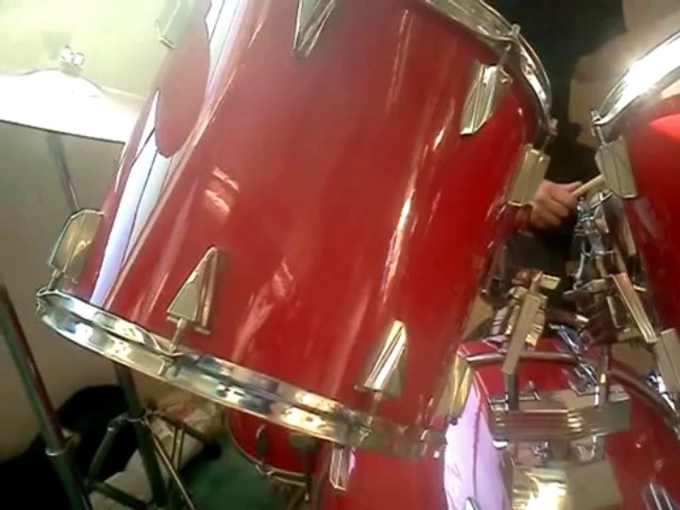 xrecessive playing drums