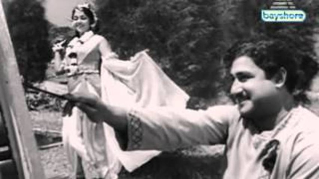 Kallellam Manikka Kallaguma - Sivaji Ganesan Superhit Tamil Songs - Aalayamani  Songs - video Dailymotion