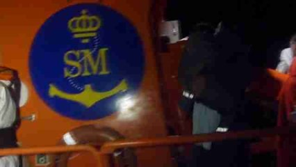 Rescatada una patera a la deriva con 59 inmigrantes