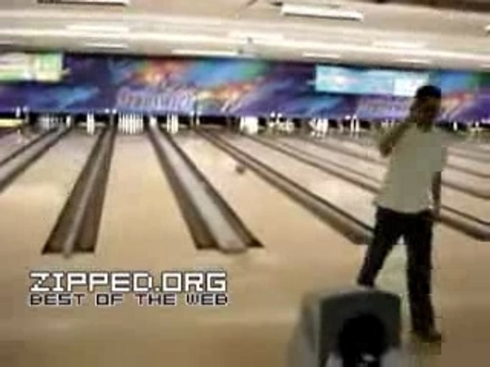 bowling free style...