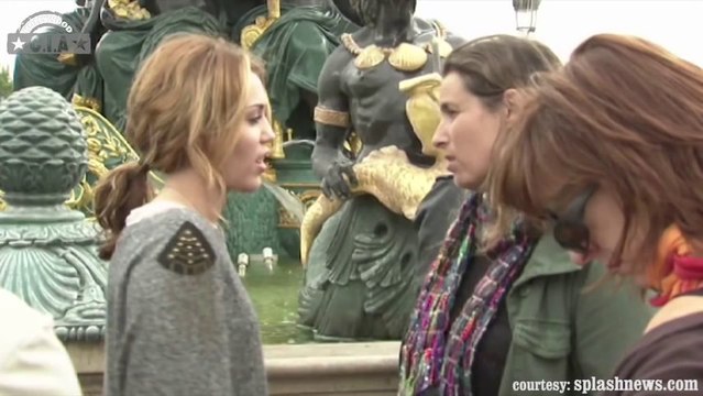 American Music Awards 2013 - Miley Cyrus Wrecking Ball Performance Out AMAs 2013