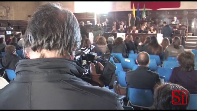 Napoli - Violenza sulle donne, convegno al Maschio Angioino -1- (25.11.13)