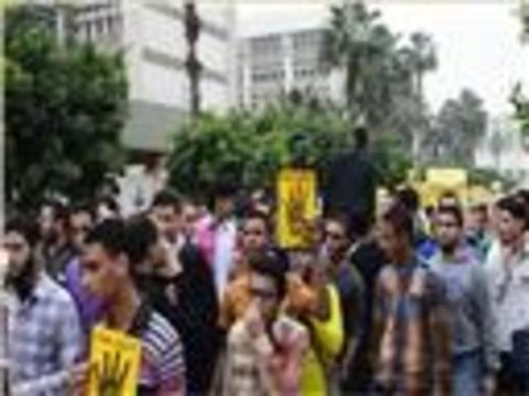 مظاهرات في مصر بعد سريان قانون تنظيم التظاهر
