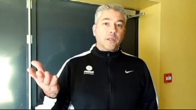 BASKET. François Brisson, conseiller technique à la ligue de Bretagne et entraineur-adjoint des braqueuses de l'équipe de France féminines, rend visite à la section sportive créée conjointement par l'Elorn olympique basket et le Léon trégor basket 29.