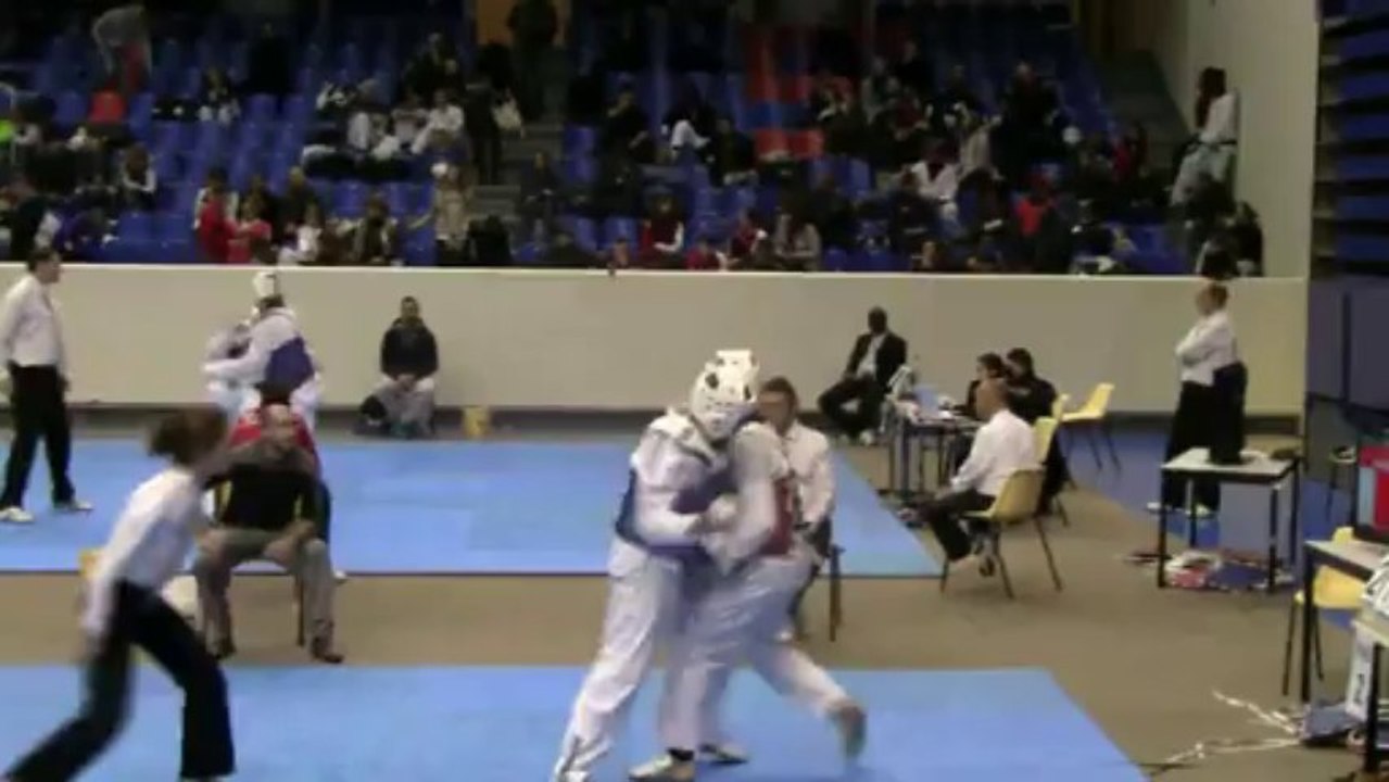 CHAMPIONNAT IdF 2013 - STEPHANE - TEAM TAEKWONDO FERANA CERGY 2013 / Vétérans 3