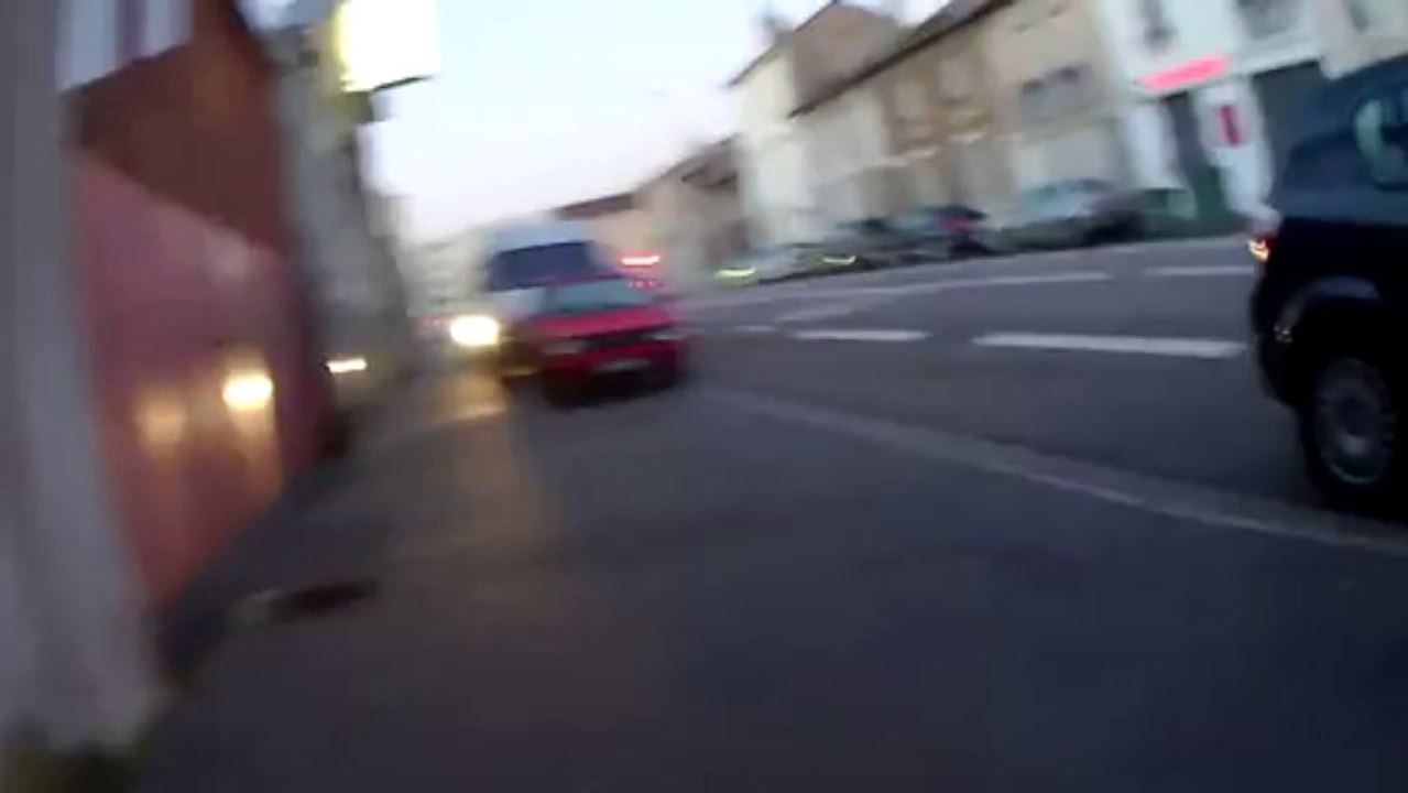 le monsieur désagreable qui voulait circuler à vélo sur la bande cyclable