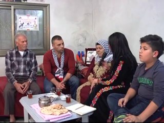 في بيت مناضل - محمد الصباغ