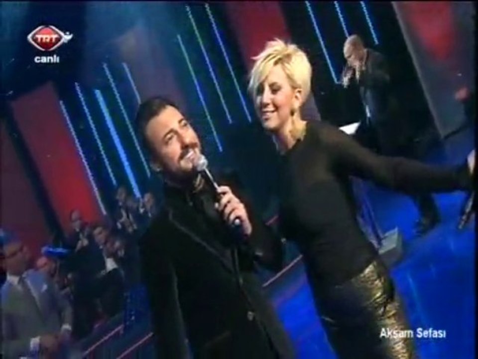 Ayşe İnak Ekiz & Mustafa Demiroğlu-Kimler Geldi Kimler Geçti