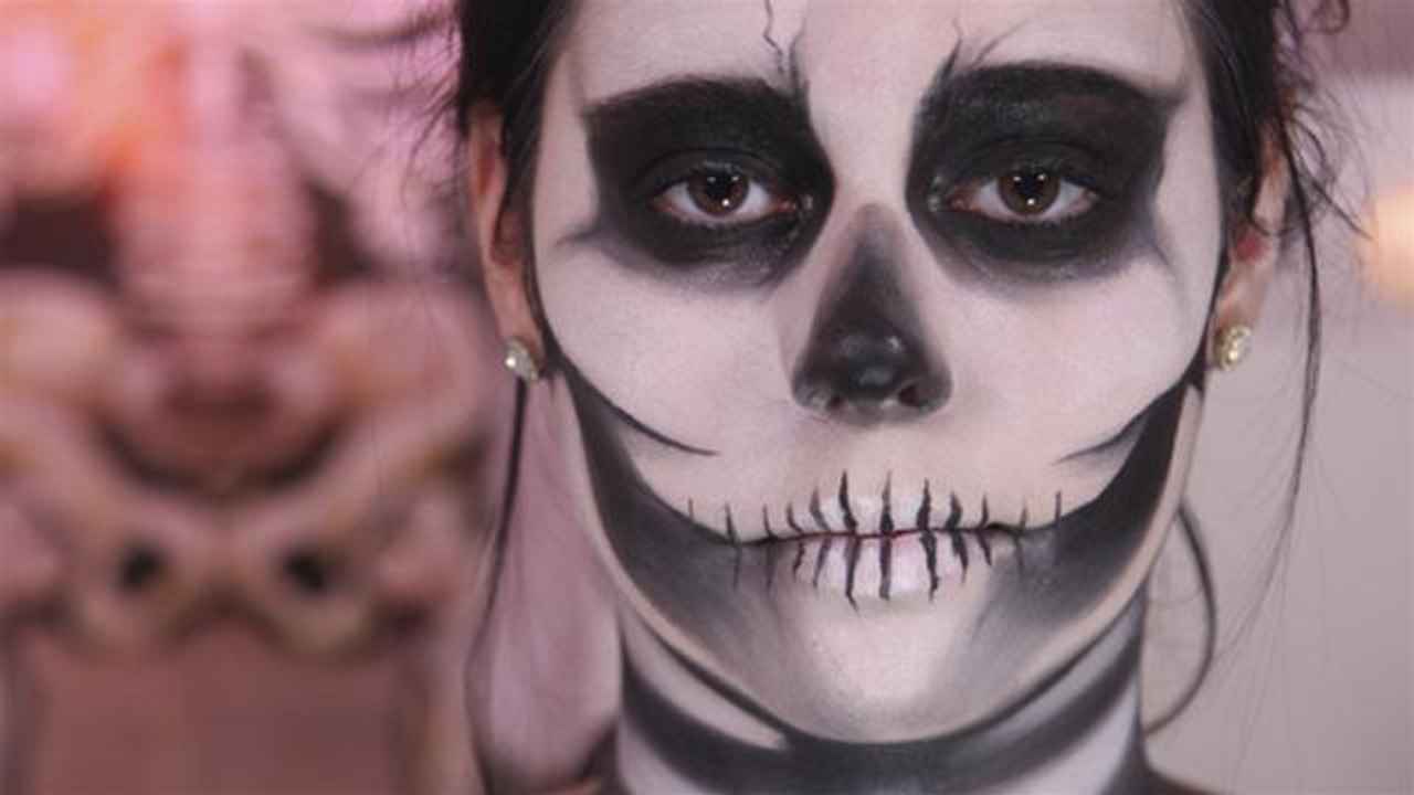 How To Do Skeleton Makeup For Halloween