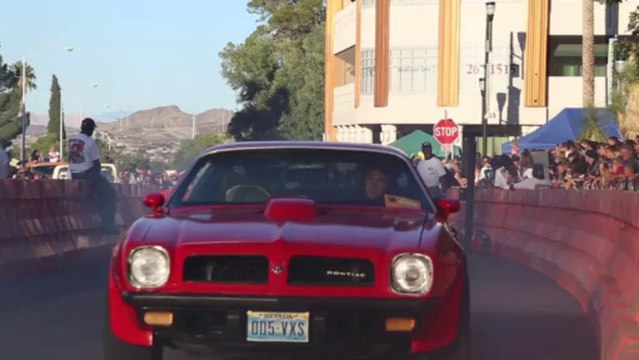 WHEN THIS GUY SPINS HIS WHEELS THE CAR AND CREW AND CROWD DISAPPEAR - LAS VEGAS