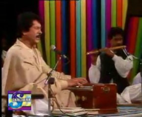 Donon Ko Aa Saki Na Nibhaani Mohabatain.. Attaullah