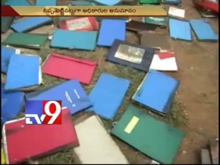 Staffer burnt Nalgonda DEO office