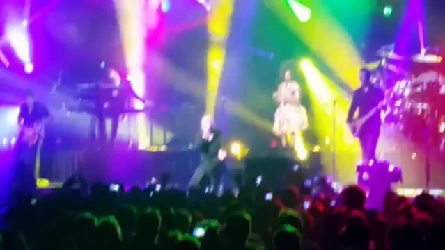 Mandela Day - Simple Minds - Live in Paris