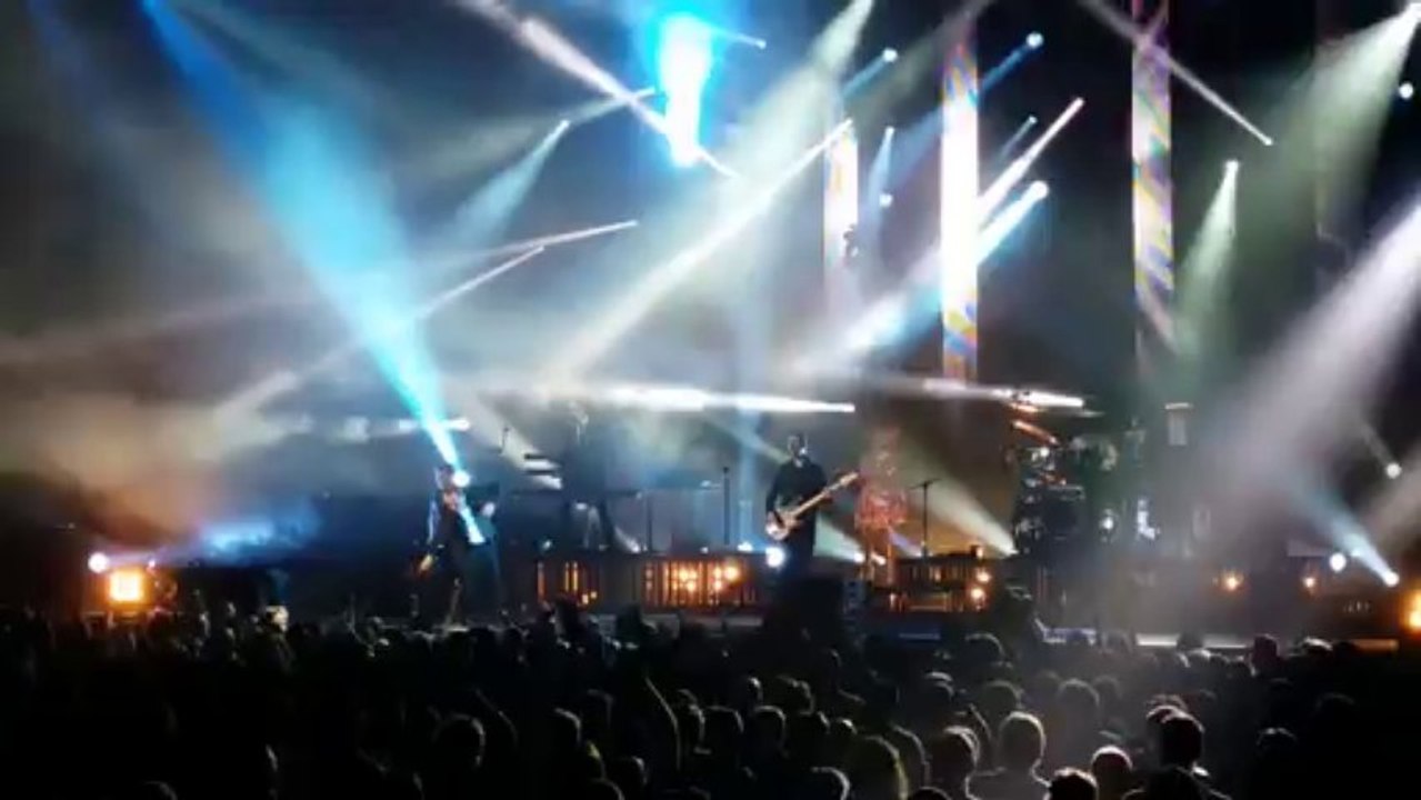 Sanctify Yourself - Simple Minds - Live in Paris