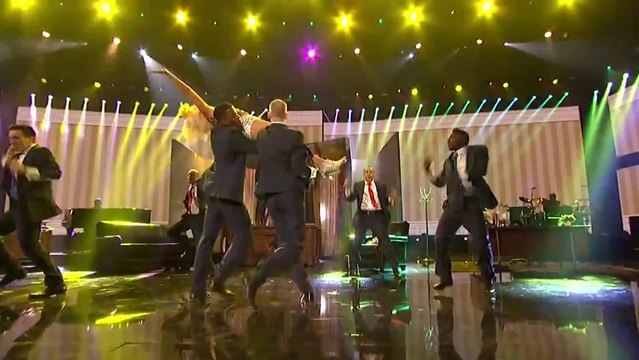 Lady Gaga feat. R. Kelly - Do What U Want (live) 2013