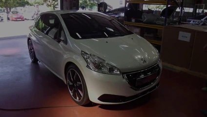 Vidéo de la Peugeot 208 Hybrid FE (2013)