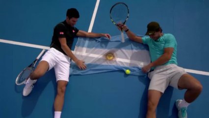 Djokovic ve Nadal Perito Moreno buzulunda gösteri maçı yaptılar