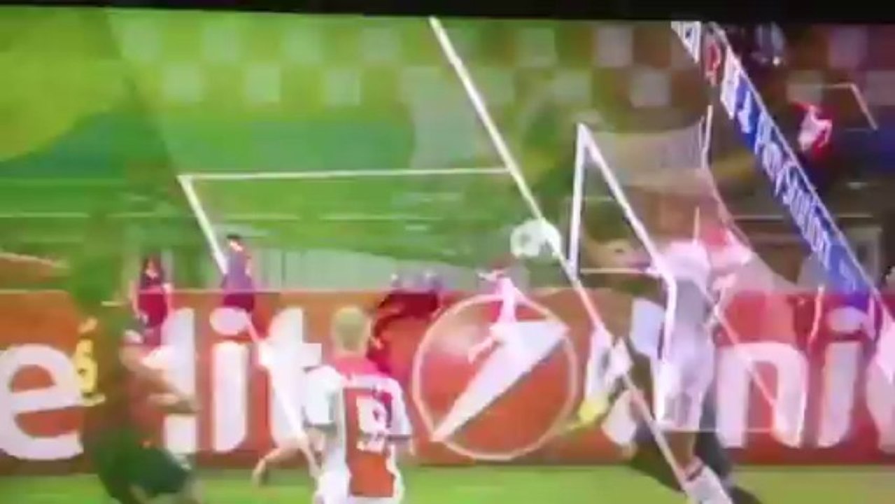 Ajax vs Barcelona (2-1) but de Hoesen