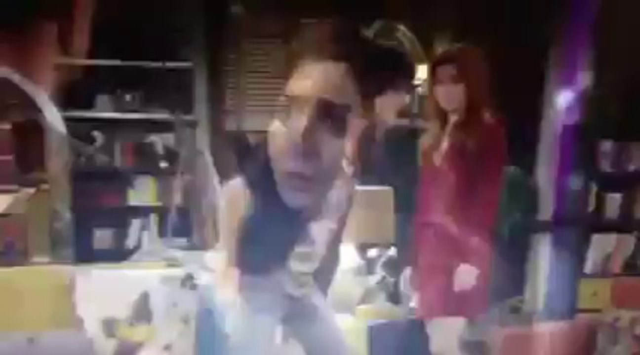 How I Met Your Mother 9x09 Barney and The Mother Talk About Robin Scene