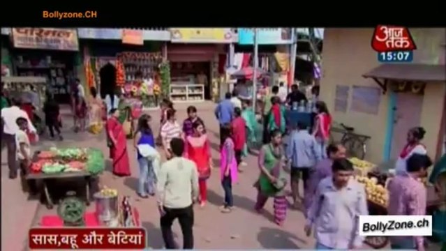 Gunjan-Rachna Ka Satyagrah!! - Sapne Suhane Ladakpan Ke - 28th Nov 2013