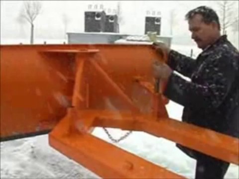 Lame chasse-neige pour chariot élévateur - Axess-industries