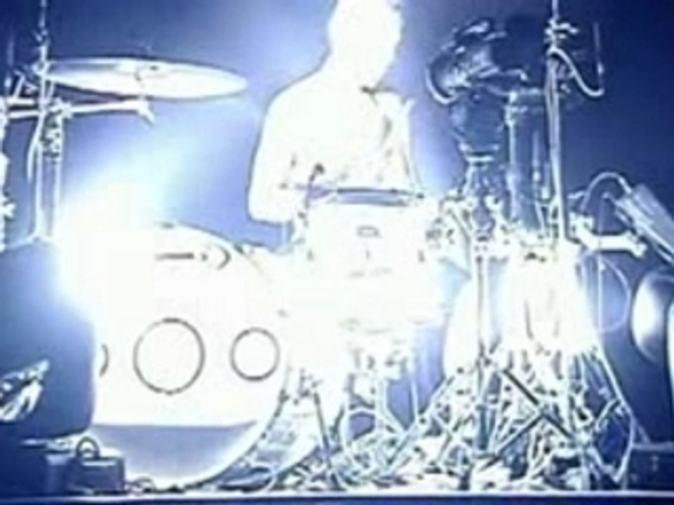 Travis Barker solo 2005