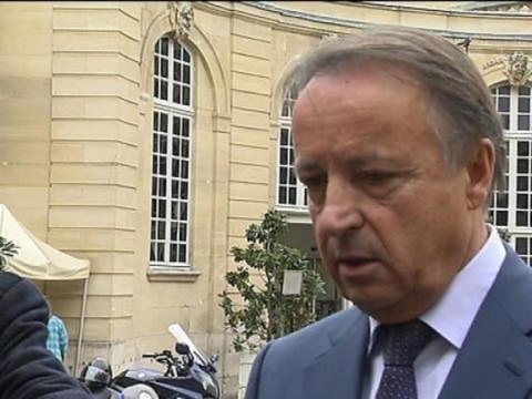 Jean-Pierre Bel: Nous n'allons pas forcément nous donner une date pour l'inversion de la courbe du chômage - 28/11