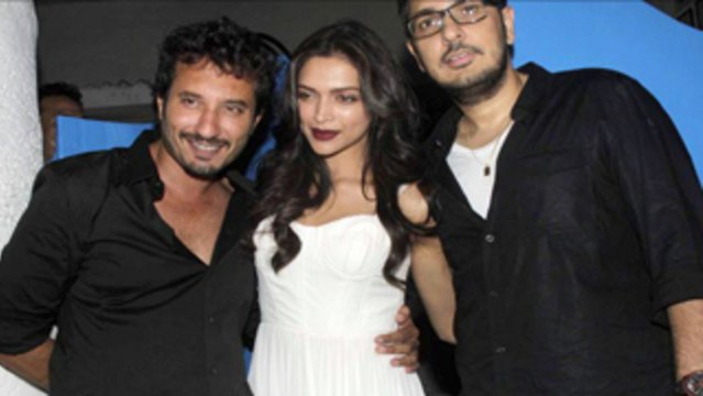 Finding Fanny Fernandes Wrap Up Party | Deepika Padukone, Ranveer Singh