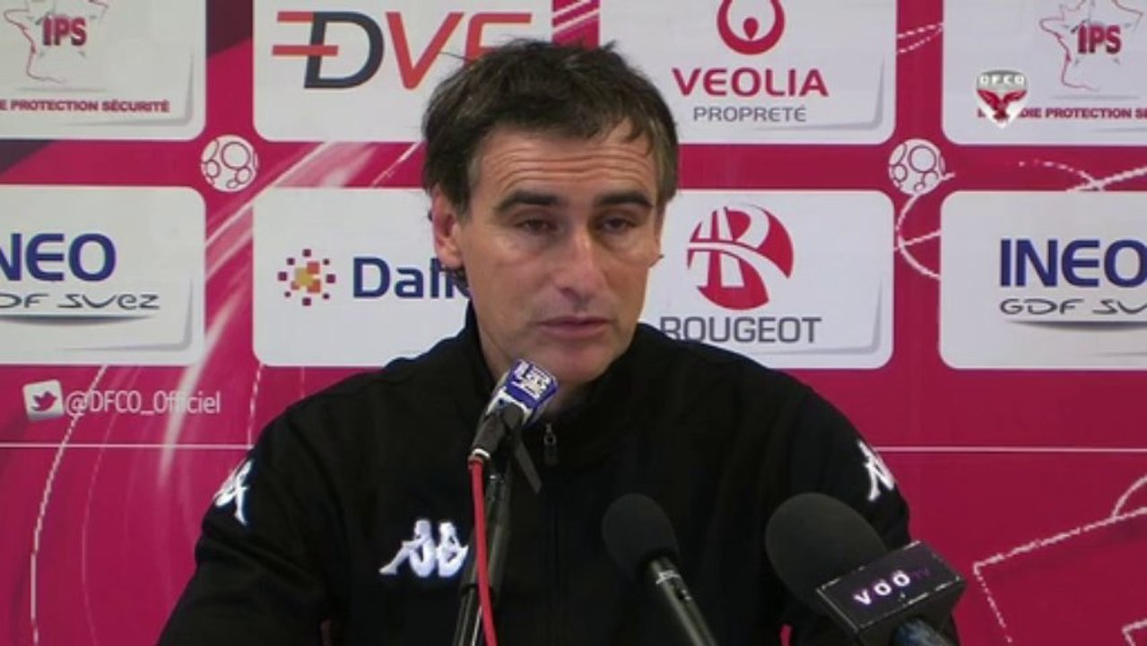 Conférence de presse d'Olivier Dall'Oglio avant Nîmes Olympique-DFCO