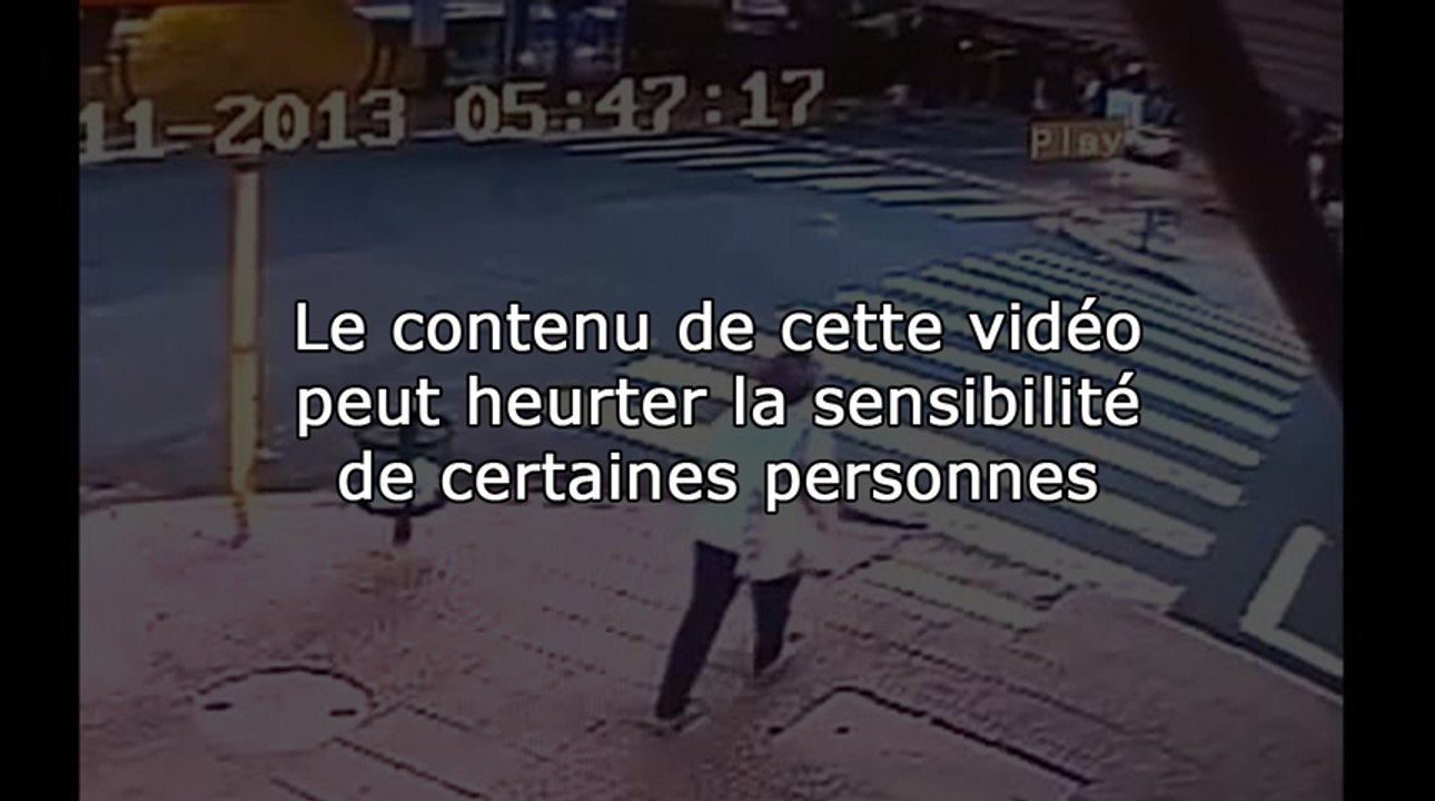 Une femme est renversée par un taxi