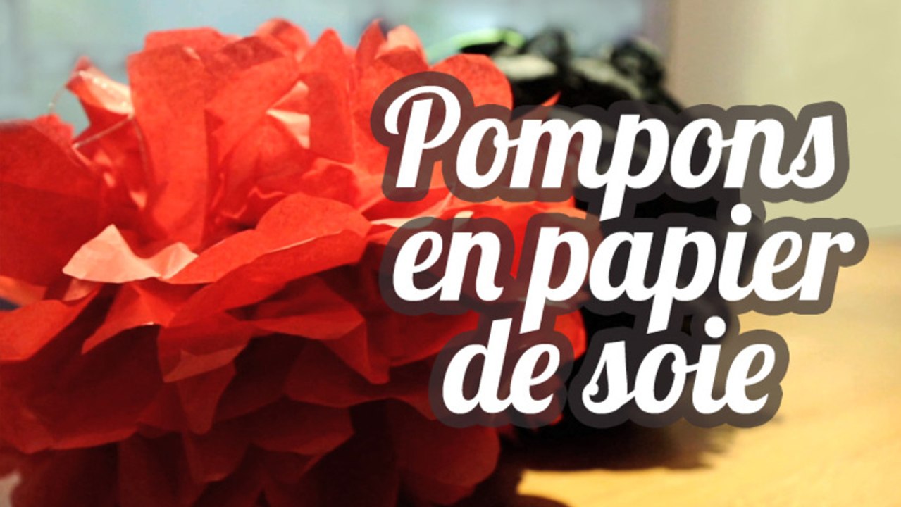 Pompons en papier de soie