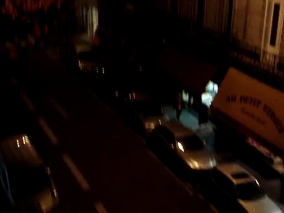 Défilé de 11 minutes des allemands , le stade va etre trop petit...