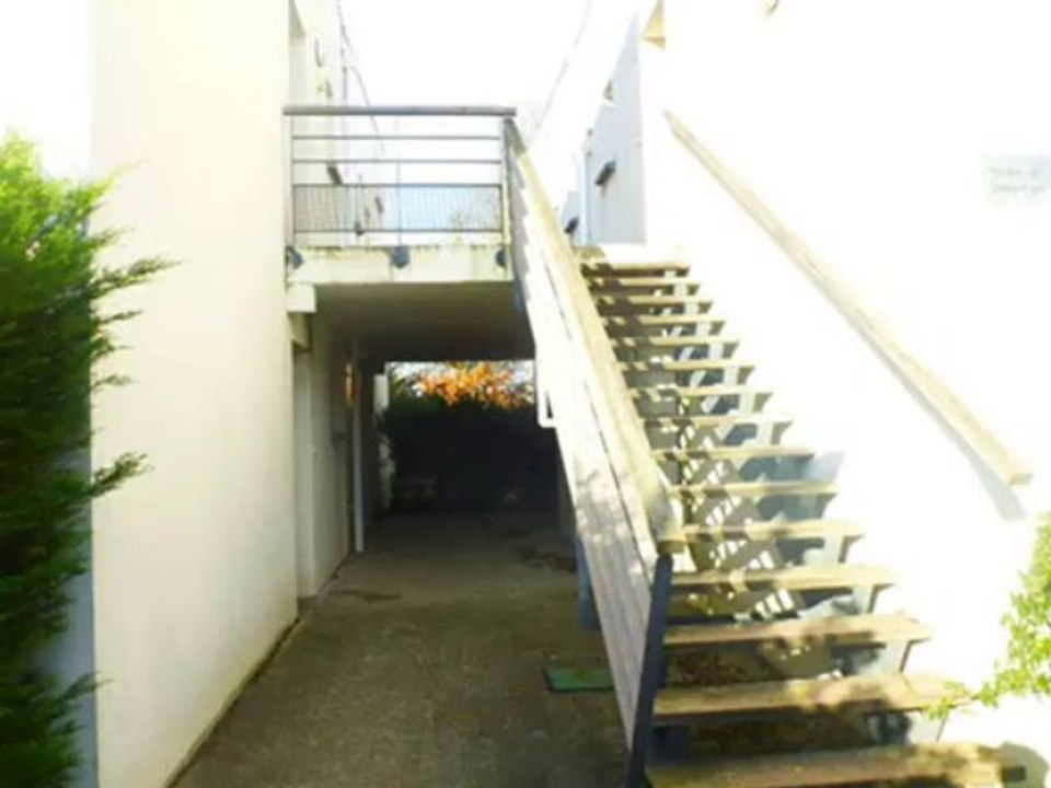 33440 APPARTEMENT T2 SAINT LOUIS DE MONTFERRAND - REF=VR20A