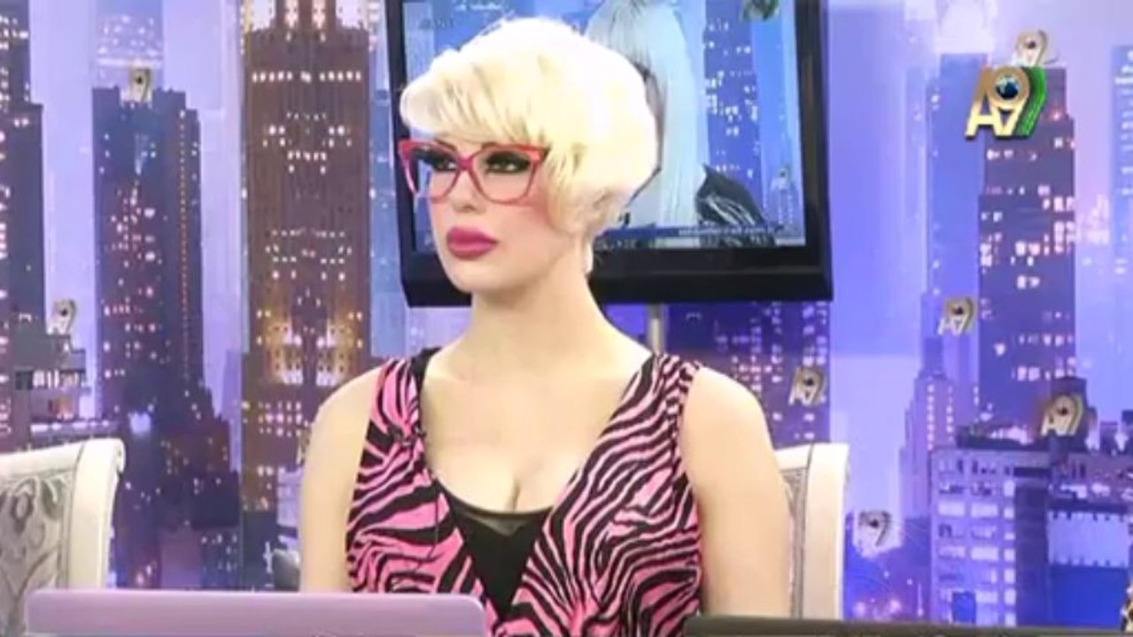 Damla Pamir, Didem Ürer, Ebru Altan, Beril Koncagül ve Aylin Kocaman'ın A9 TV'deki canlı sohbeti (28 Kasım 2013; 10:30)