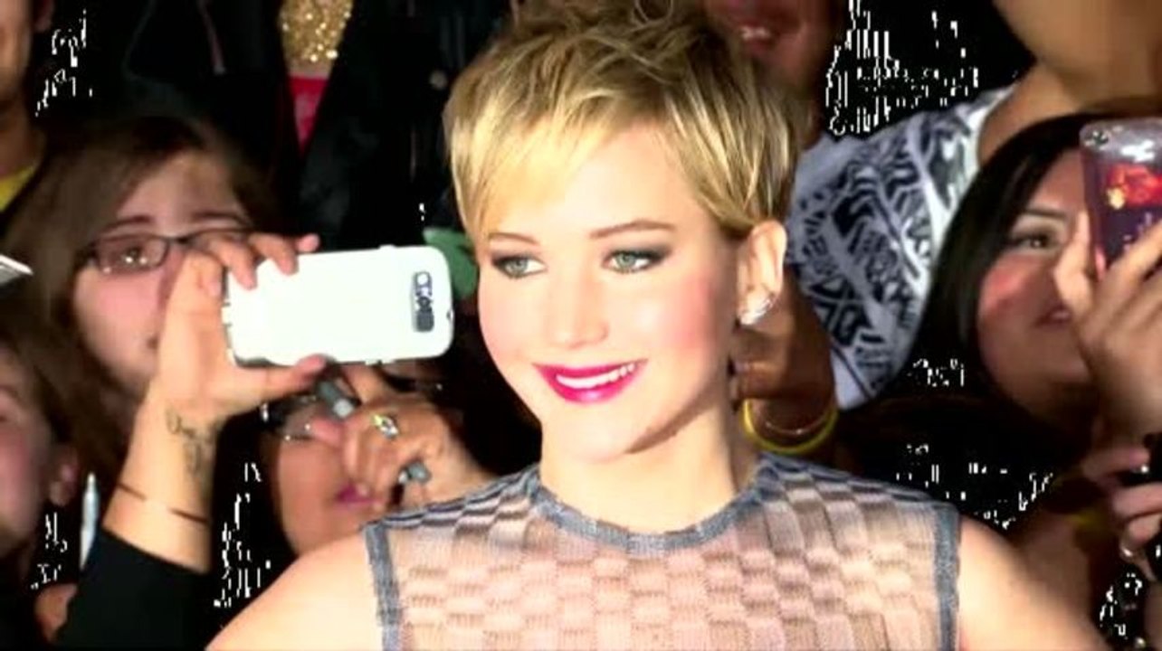 Julia Roberts sagt, Jennifer Lawrence sei zu 'Cool' um Amerikas Liebling zu werden